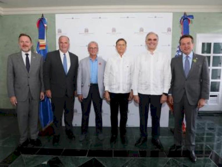 gobierno-dominicano-revisa-temas-de-comercio-con-congresistas-de-estados-unidos