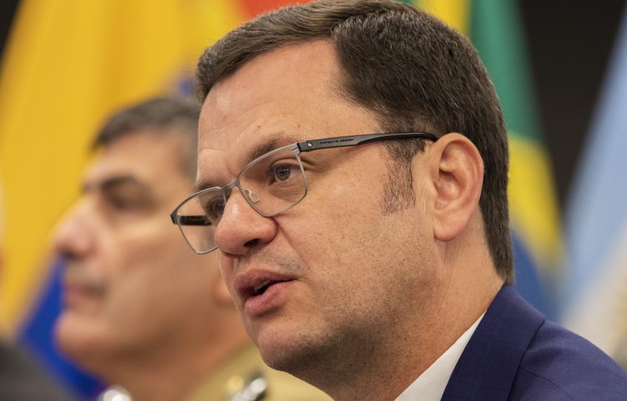 Detienen exministro de Brasil por actos antidemocráticos