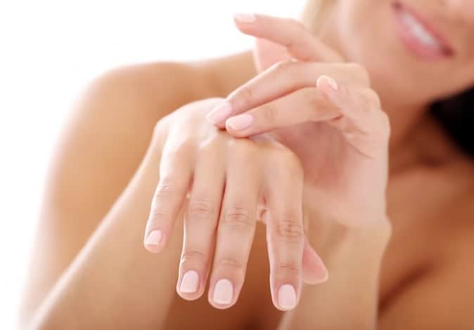 Cuatro ingredientes para cuidar la piel de las manos – El Profe Show