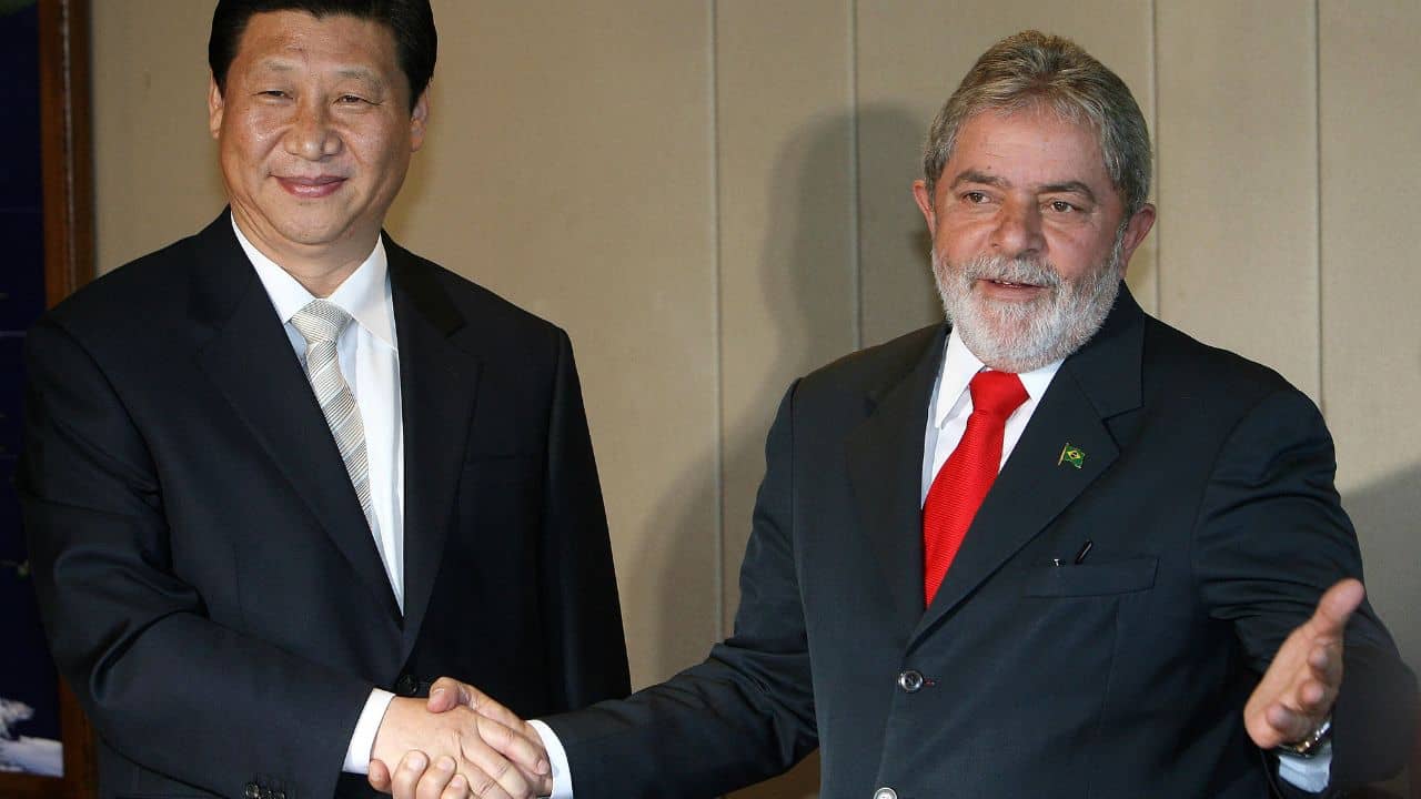 Lula viaja a China para relanzar las relaciones y atraer nuevas inversiones