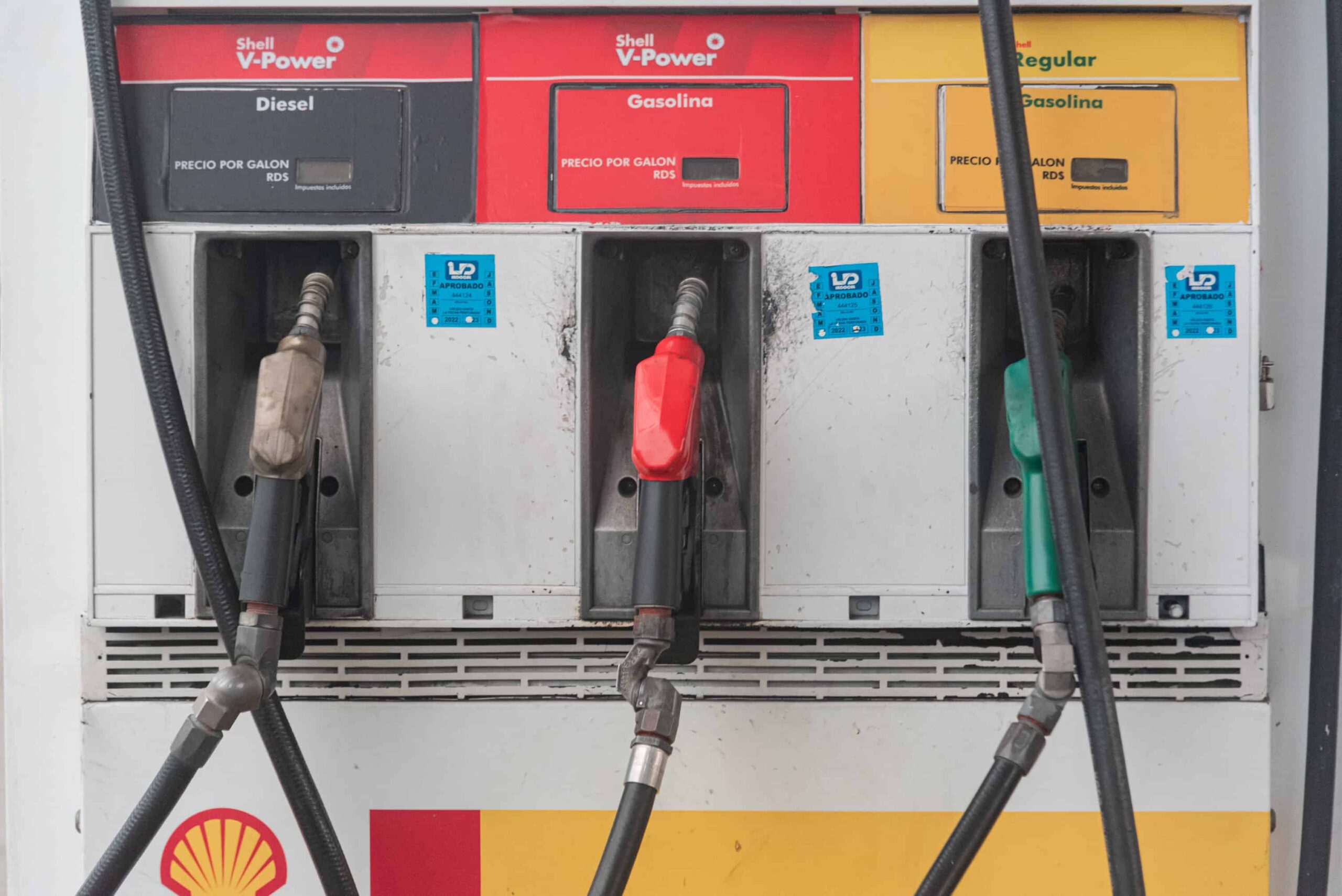 Bajarán RD$1.5 al GLP; otros combustibles también disminuirán de precios
