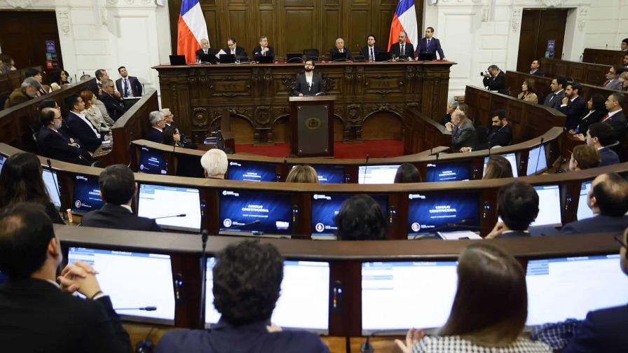 El Consejo Constitucional de Chile aprueba polémicas enmiendas para mujeres y migrantes