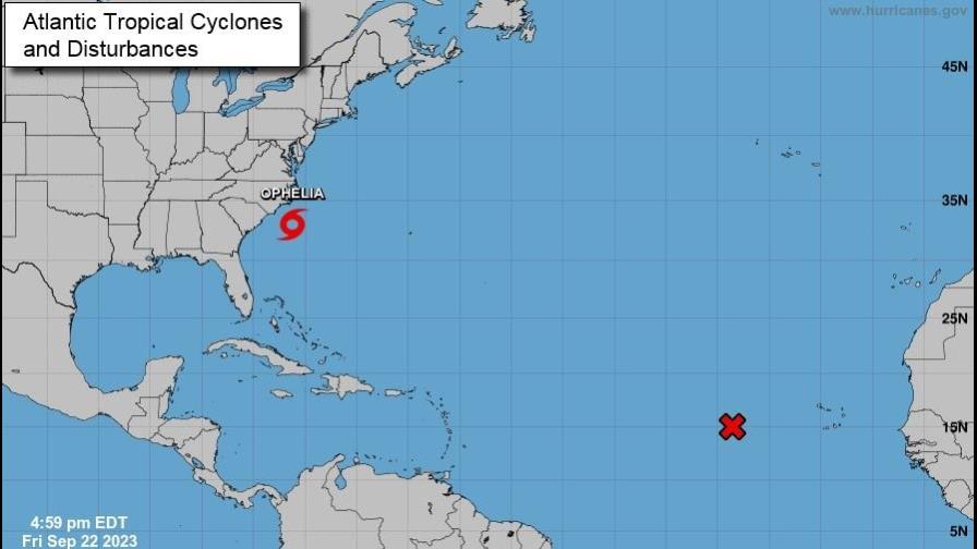 La tormenta tropical Ophelia se fortalece mientras se aproxima a Carolina del Norte