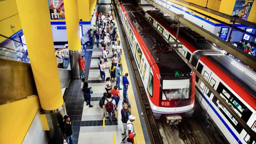 Mujeres denuncian sufren acoso sexual en el Metro de Santo Domingo