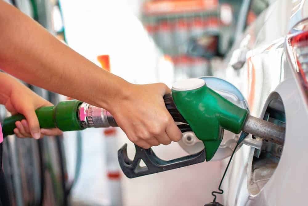 Diciembre se inicia con aumento de precios de cuatro combustibles de menor uso