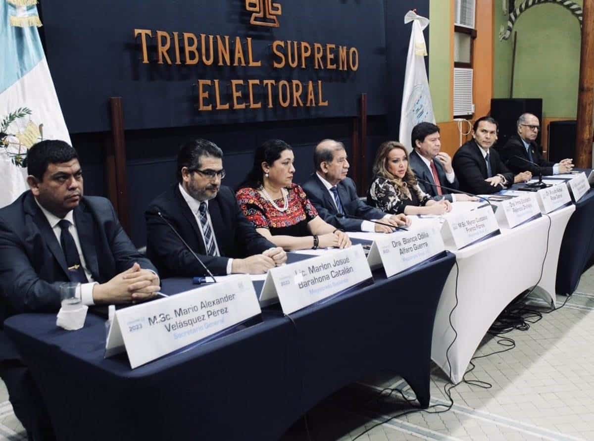 El Congreso de Guatemala retira la inmunidad a cuatro magistrados del tribunal electoral