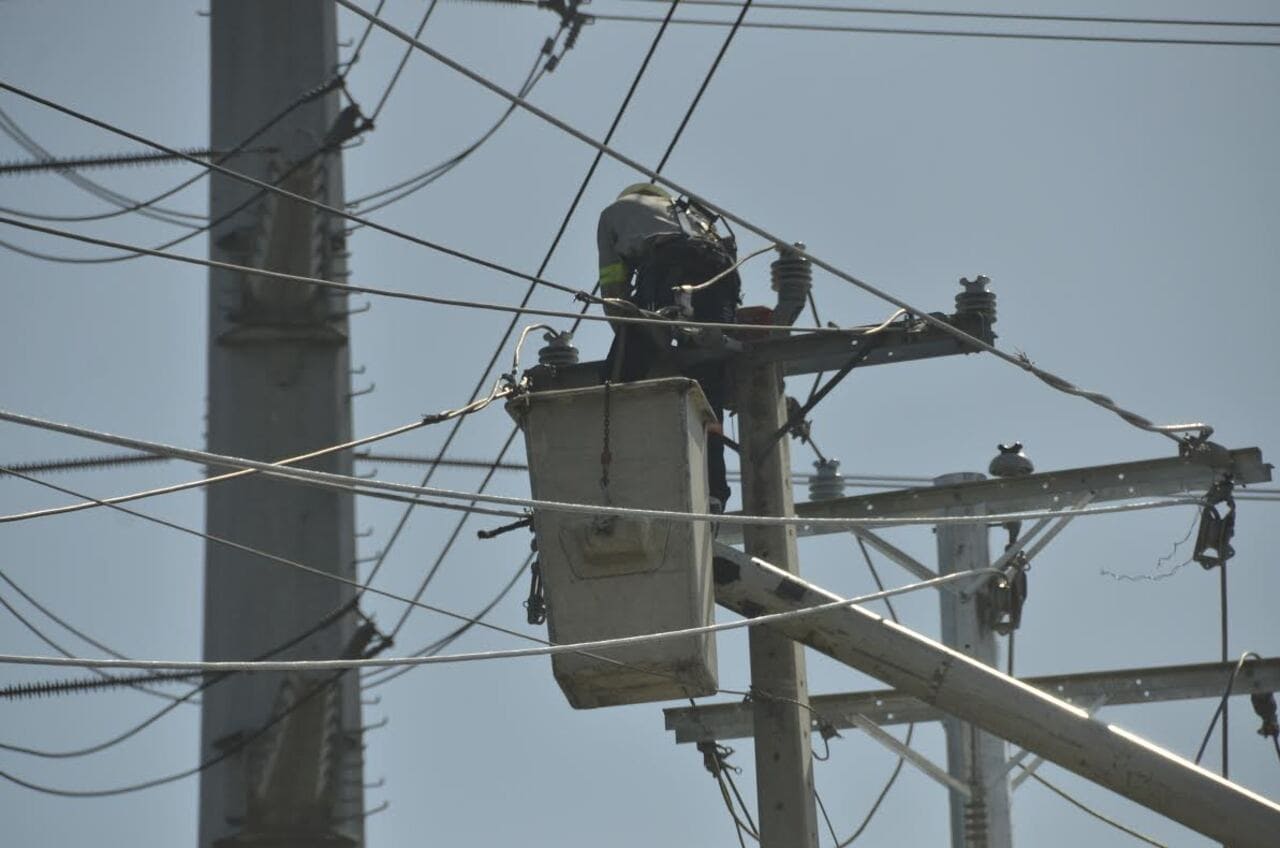 Edesur informa restablecimiento de servicio eléctrico tras “evento” en el SENI