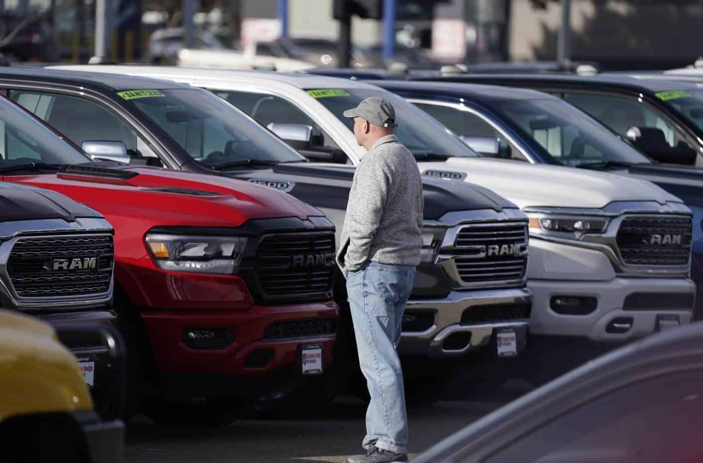 Los analistas prevén un aumento de ventas del automóvil de hasta el 4 % en 2024