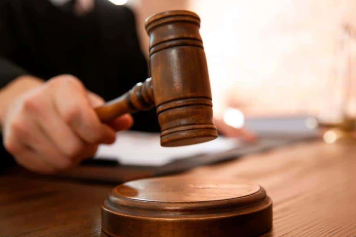 Garantía económica y arresto domiciliario a diácono acusado de abuso sexual contra adolescente