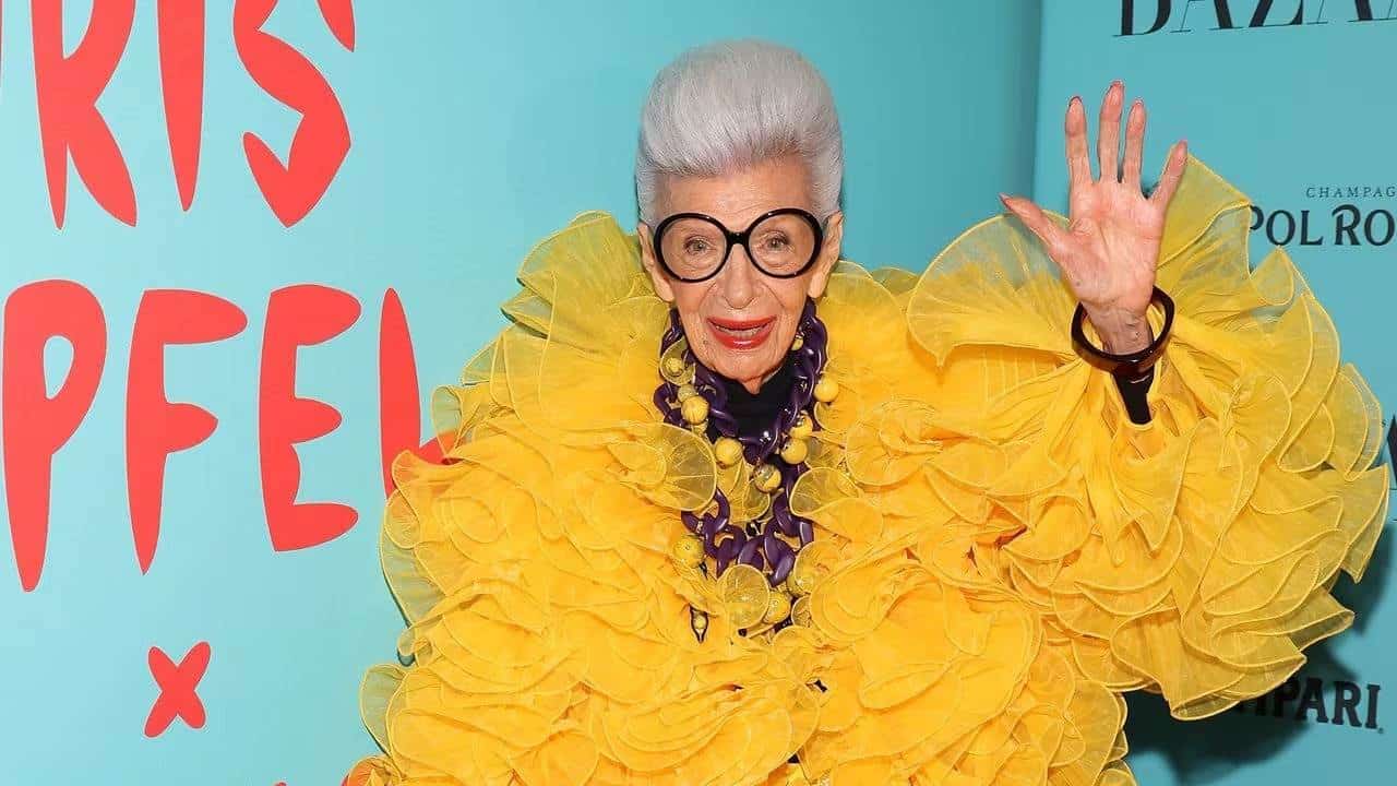 Fallece la empresaria y celebridad de moda Iris Apfel a los 102 años