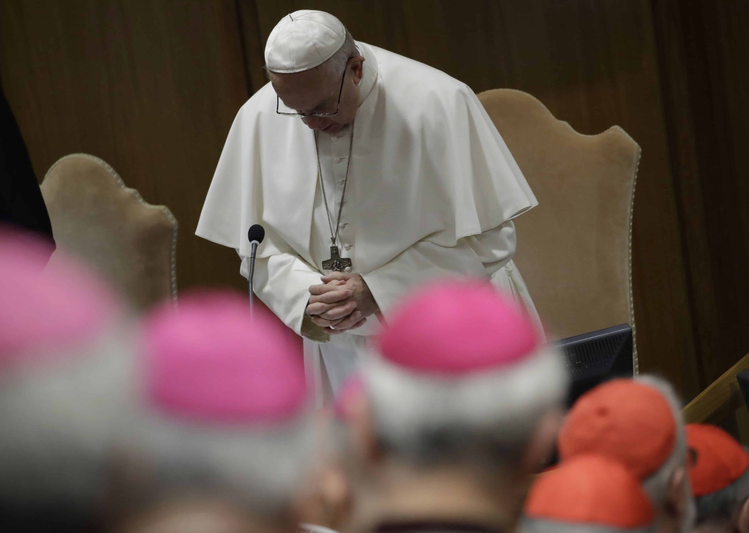 El Vaticano ha expulsado del clero a 18 religiosos belgas culpables de abusos sexuales