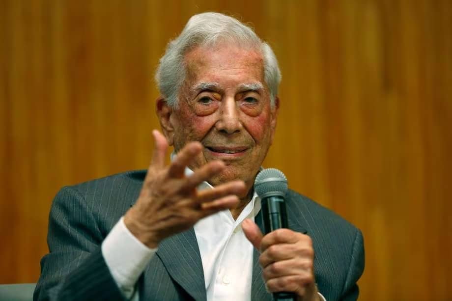 Mario Vargas Llosa cumple “infatigables 88 años” acompañado por familiares y amigos en Lima