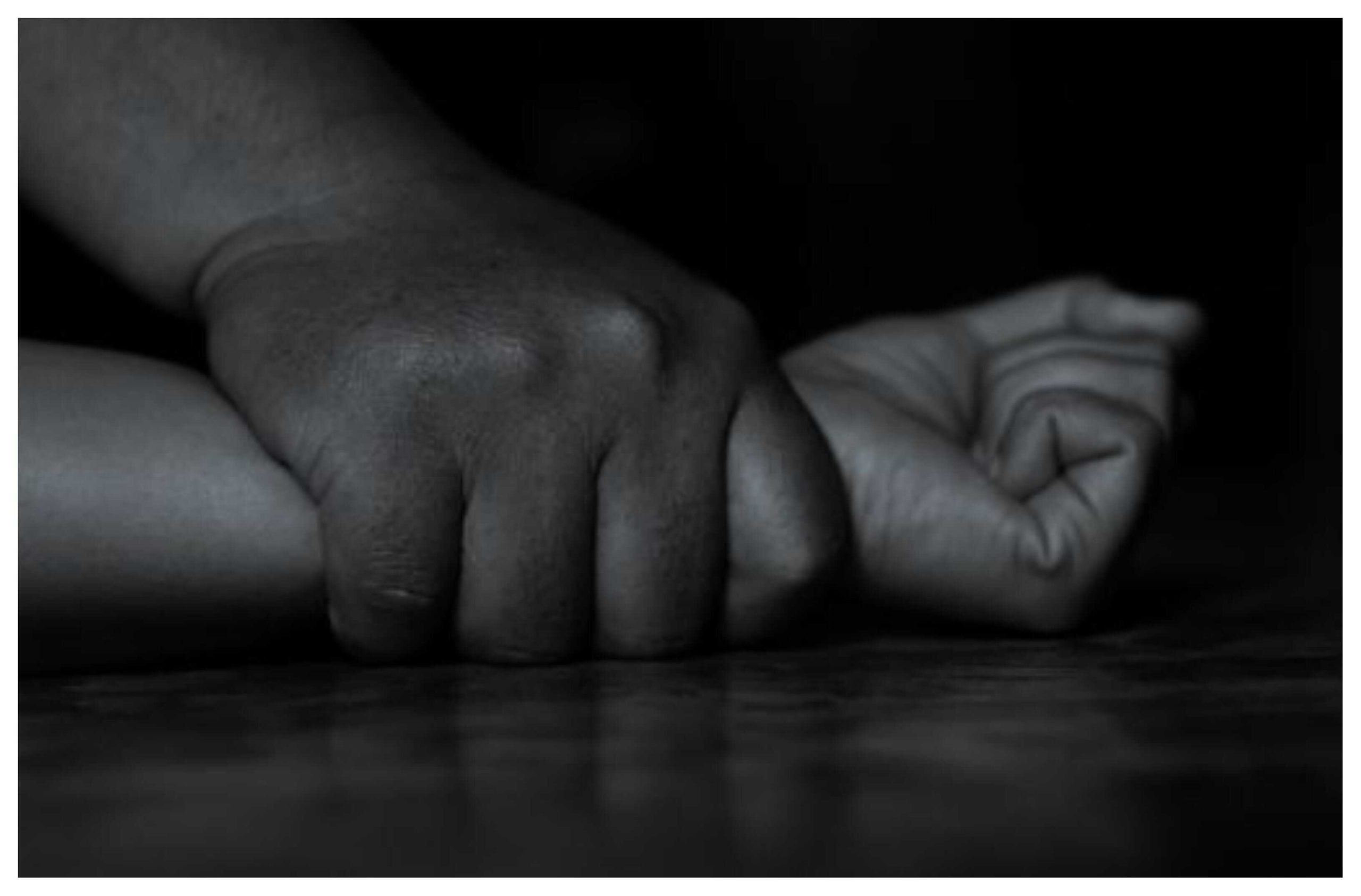 Expediente narra circunstancias en que habría sido violada menor haitiana por agente de Migración